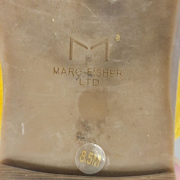 Marc Fisher MLRite Women 8.5 Flats Yellow Leather Cross-Band Ankle Strap Sandals - Picture 10 of 11